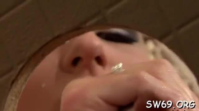 Mouthful of cum for a blow job (swallow)